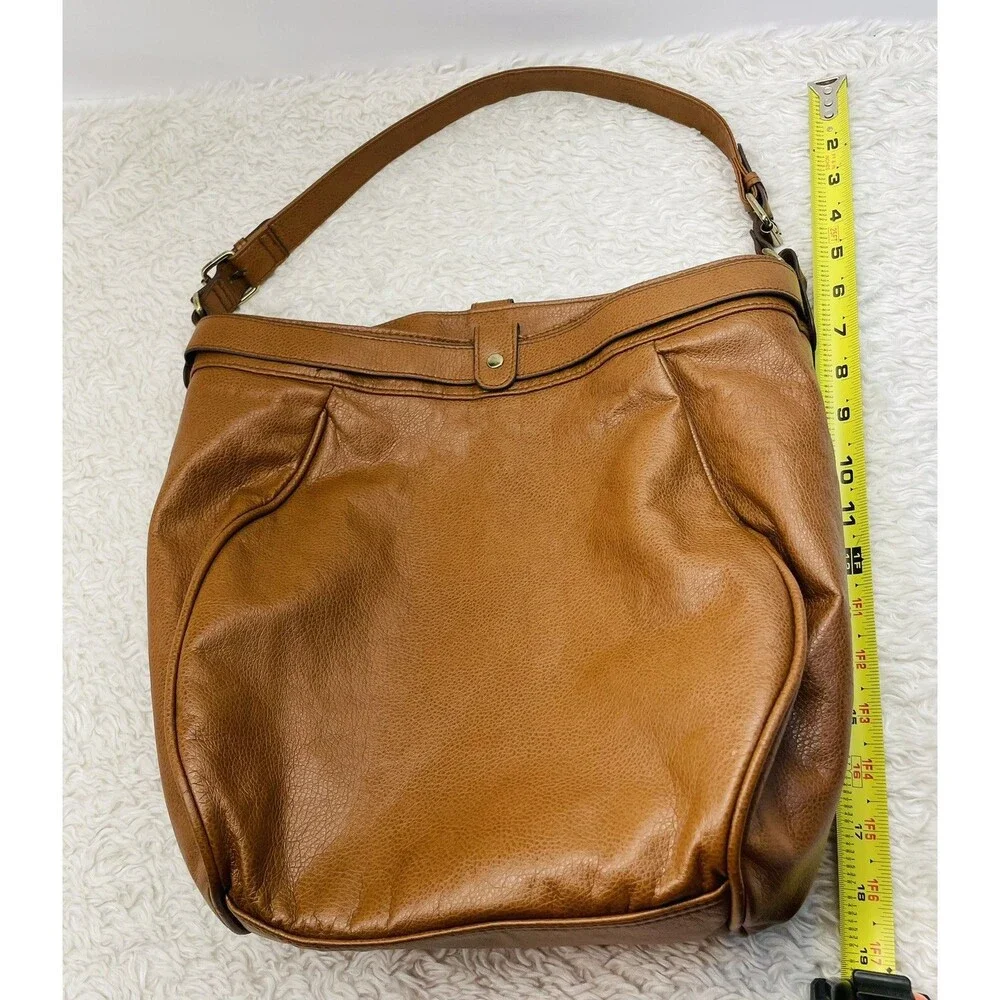 Forever 21 Women Brown Faux Vegan Leather Shoulder Hobo Bag Tote Gym Weekend